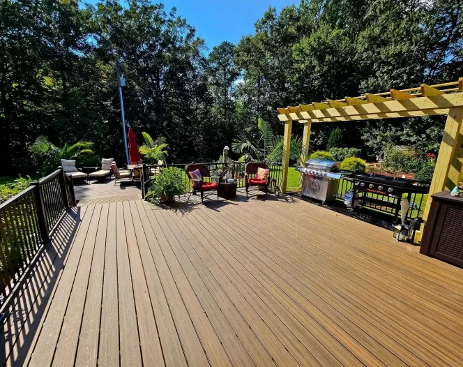 custom deck service windsor va